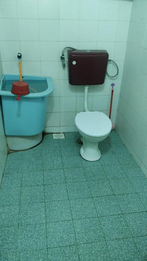 Homestay Budget Lenggong Kampong Ulu Jepai Экстерьер фото
